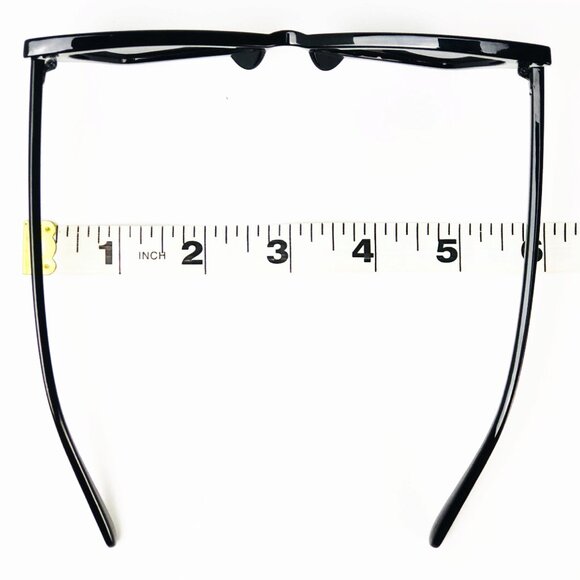 Sunglasses with Triangle Shaped Lenses 80s and 90s style Vibes - Picture 8 of 8